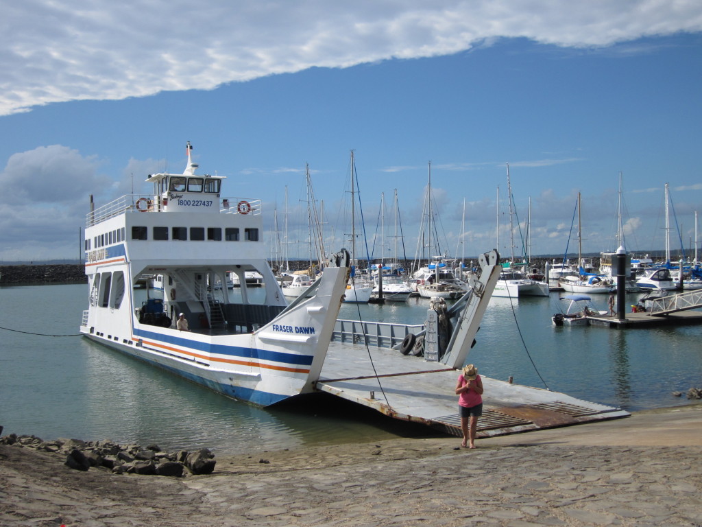 Scaled image 1101_ferry_to_fraser_island.jpg 